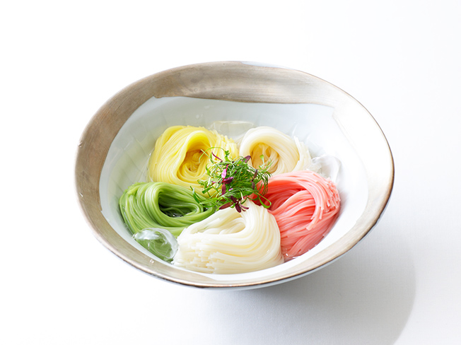華三彩
